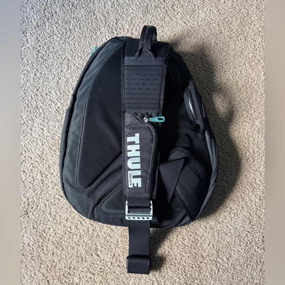 Thule Crossover Sling Black - Picture 4 of 7